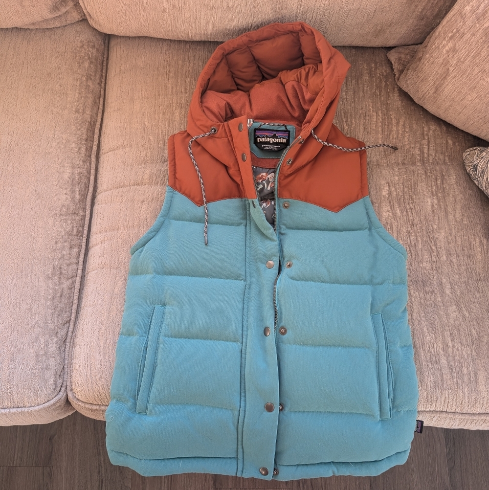 Patagonia Bivy Downhooded Vest Mogul Blue With Mushroom Lining - Small